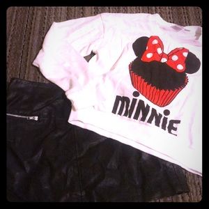 Minnie Mouse white crop sweater